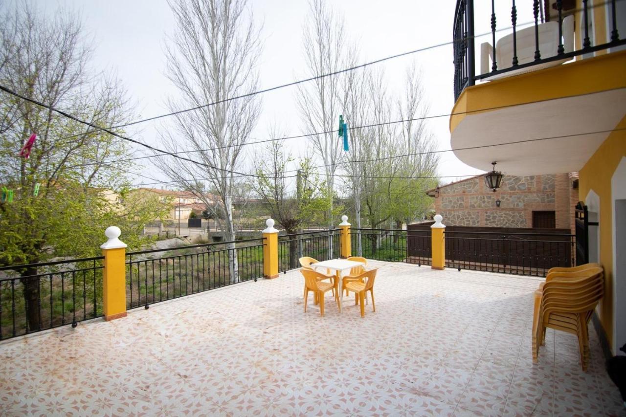 Posada El Arriero Torrejon el Rubio Exterior photo
